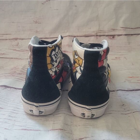 Vans X Disney SK8-Hi Mickey and Friends Si… - Picture 5 of 8